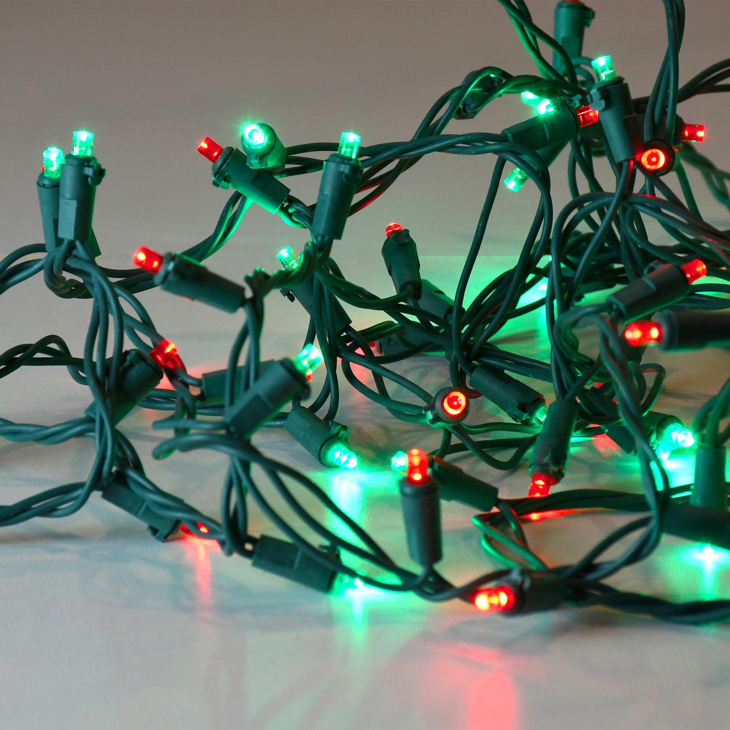 Electric LED Mini String Lights with 70 Bulbs