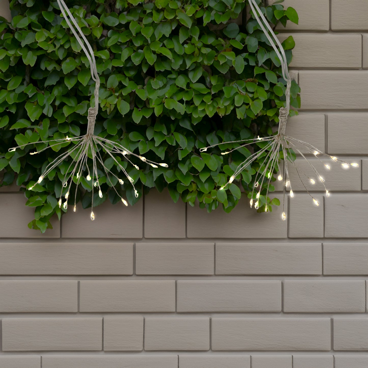 Battery-Operated Starburst Garland String Lights with White LED Lights