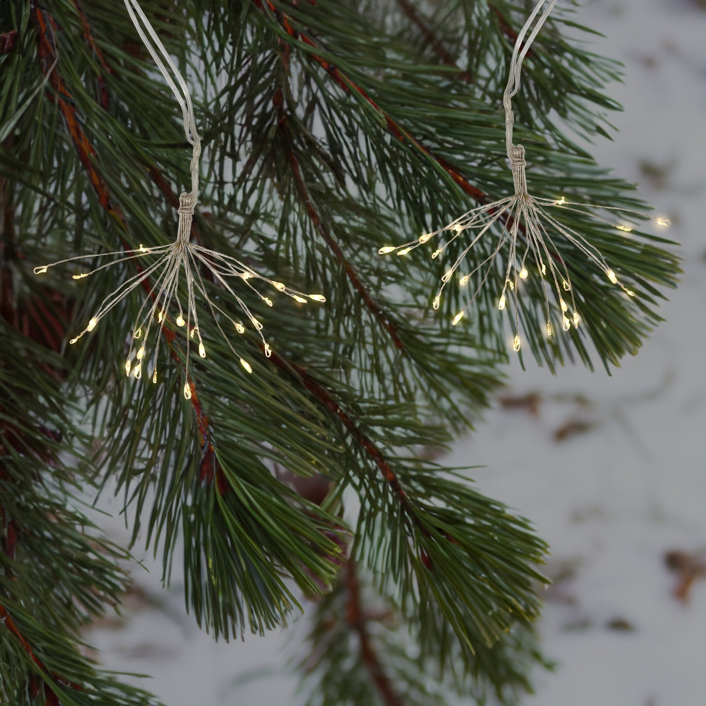 Battery-Operated Starburst Garland String Lights with White LED Lights