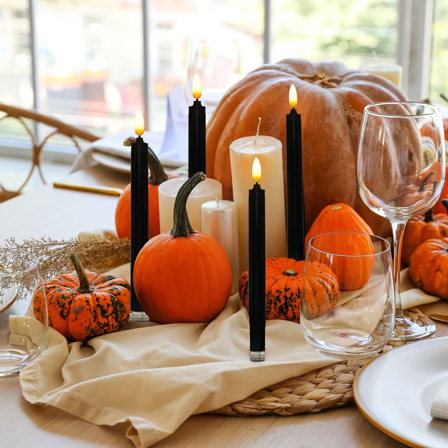Battery-Operated 3D Wick Flame Taper Candles - Set of 4