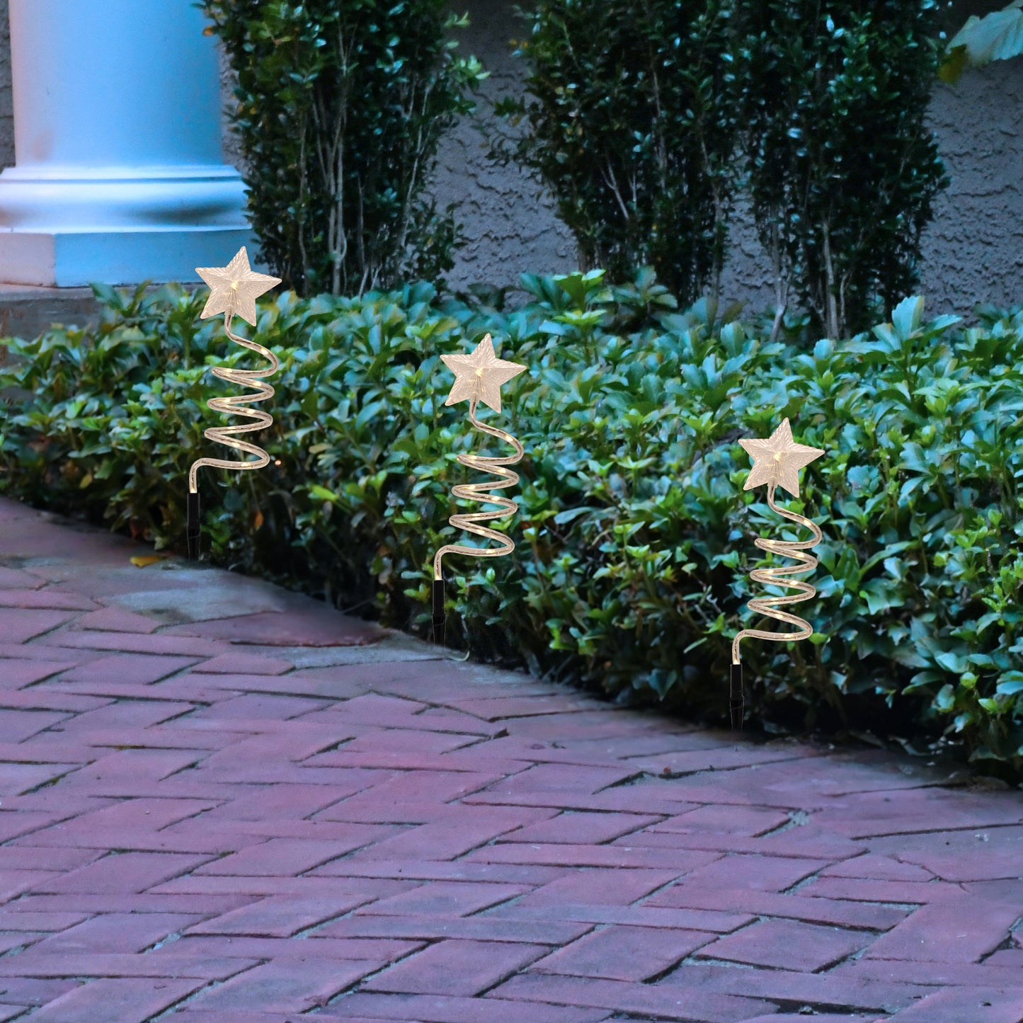 Battery-Operated Spiral Star Yard Lights - Set of 3