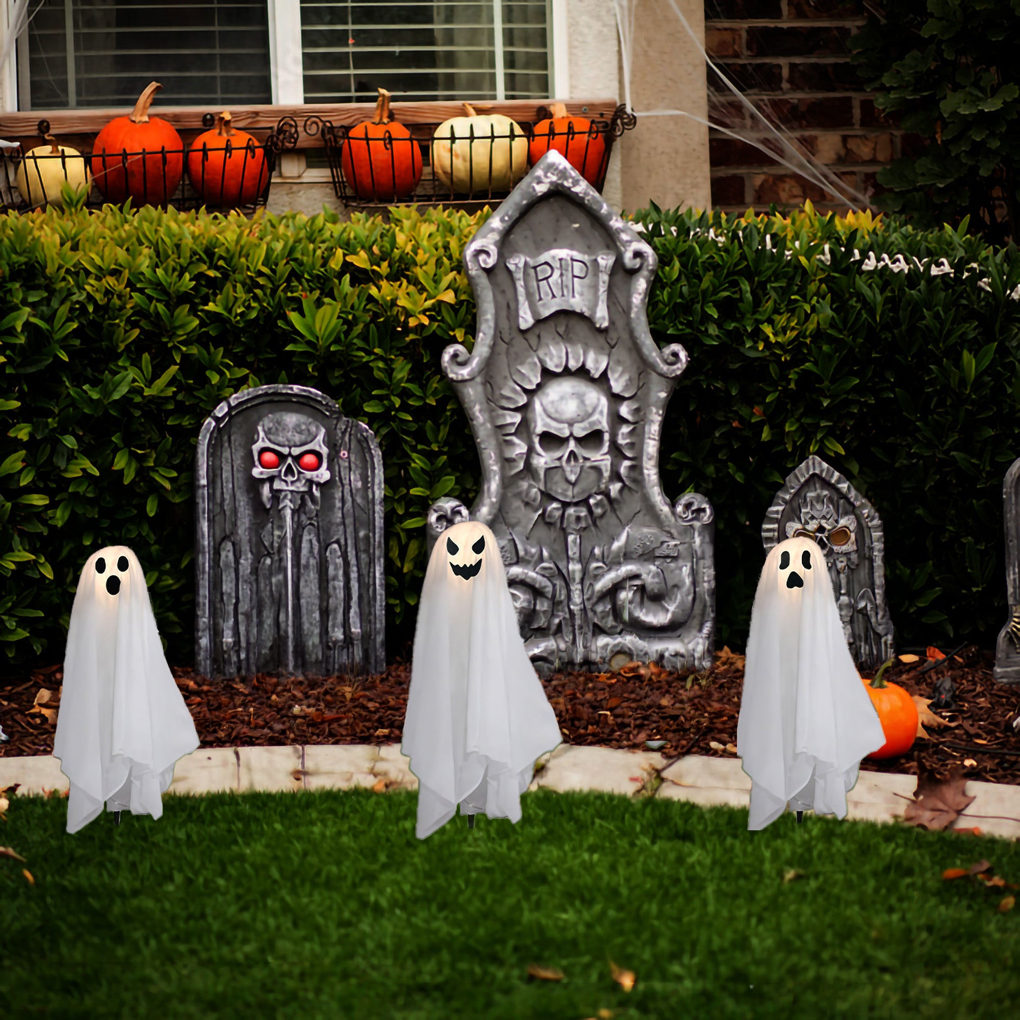 Battery-Operated Lighted Ghosts - Set of 3 – LumaBase