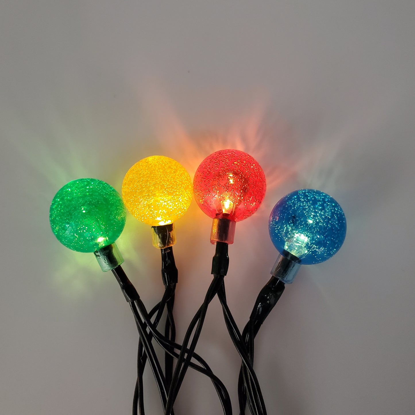 Solar Powered Crystal Ball String Lights - Multicolor