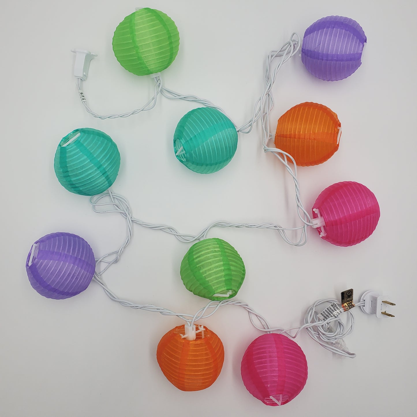 Electric String Lights with 10 Nylon Lanterns