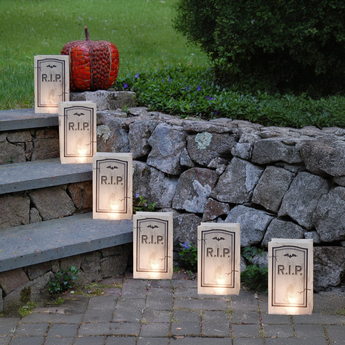 Battery-Operated Luminaria Kit - Set of 6